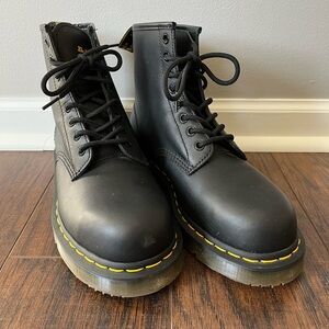 Steel toe Dr Martens- unisex